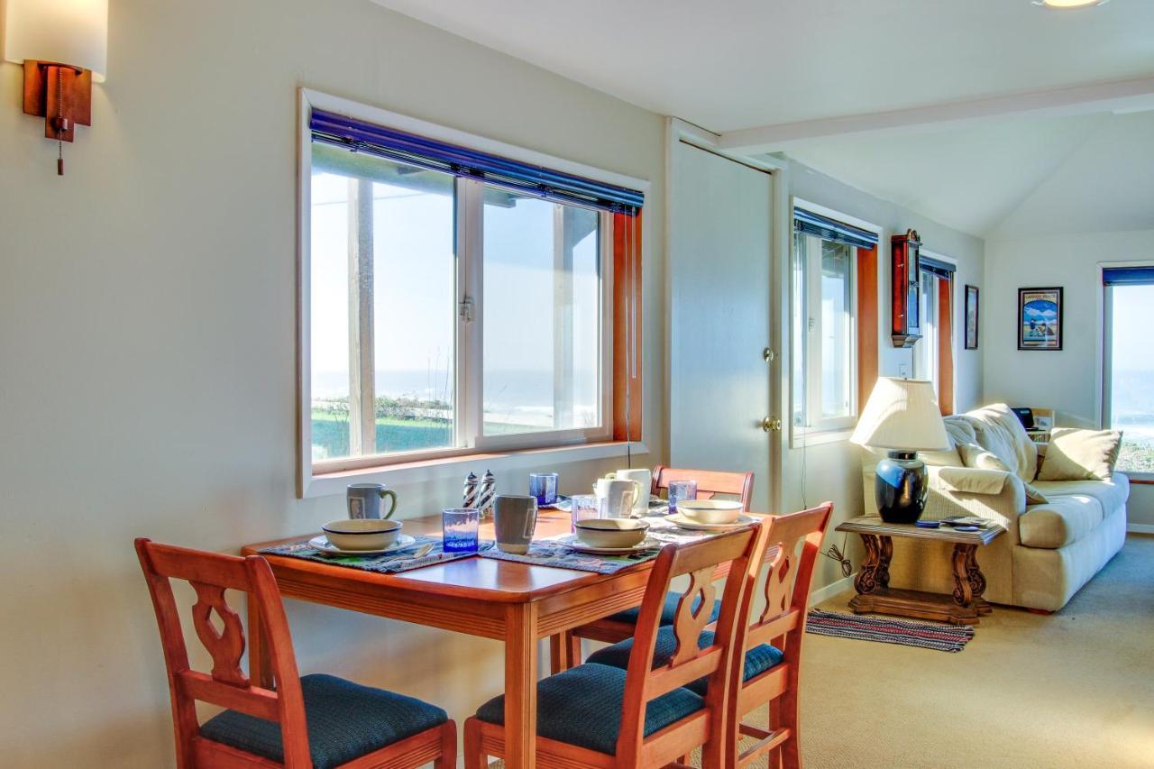 Nye Beach Retreat นิวพอร์ต ภายนอก รูปภาพ